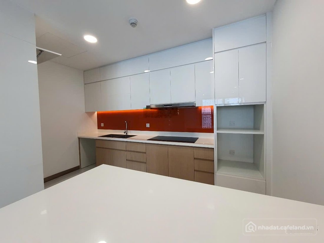 Bán căn hộ chung cư: Cần bán nhanh căn 2PN/99m2 Sunwah PearL. Giá: 14.5 tỷ bao h