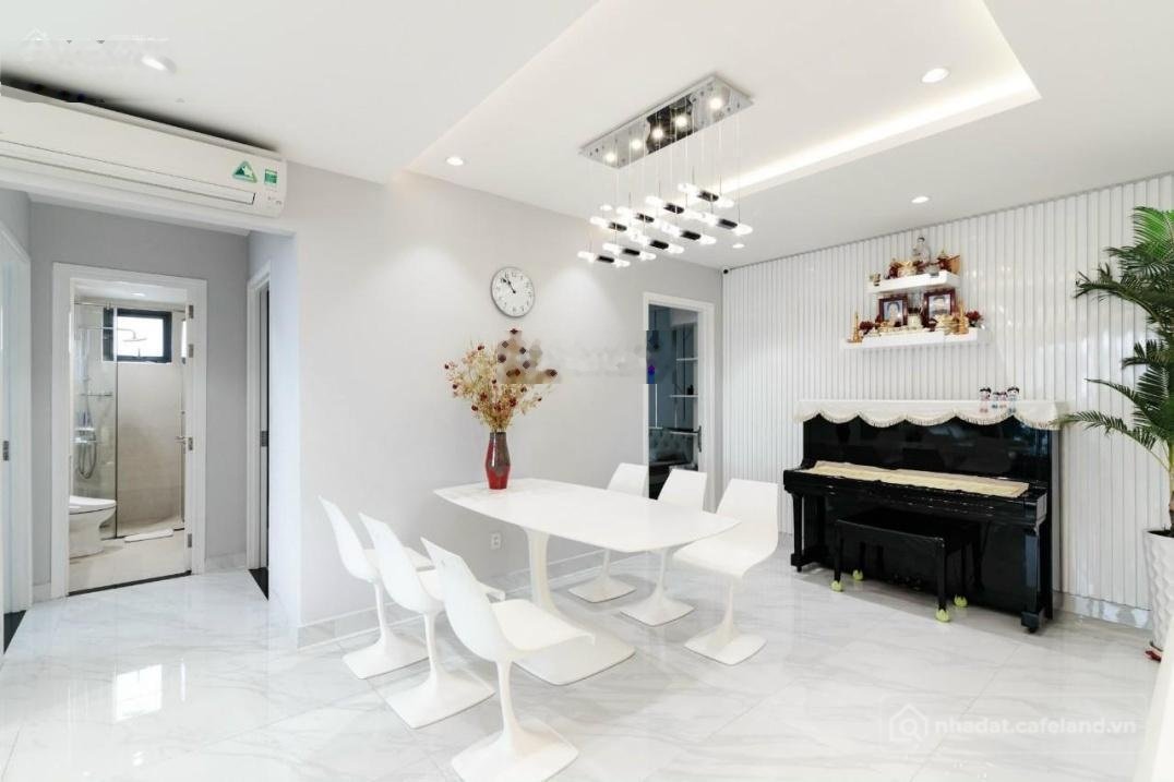 Bán căn hộ chung cư: Mình cần bán nhanh CHCC Carillon 2 - Tân Phú. DT: 90m2, 3PN