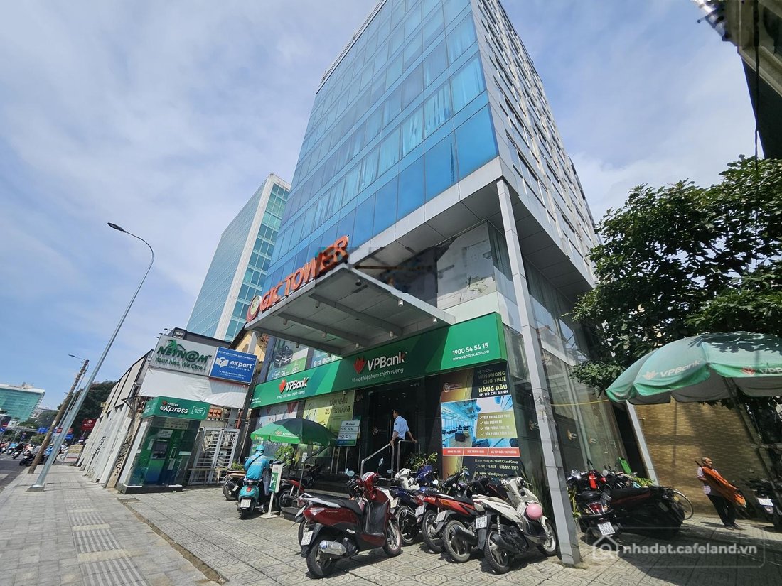 Bán nhà riêng: Bán cao ốc góc 2 mặt tiền đường lớn: 10a nguyễn thị minh khai - đ