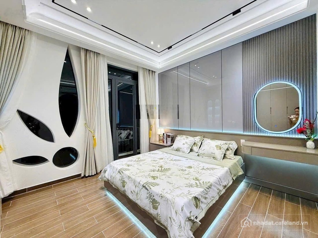 Bán nhà riêng: Đi Mỹ định cư bán nhà Nguyễn An Ninh-Bến Thành-Q1 gần chợ Bến Thà