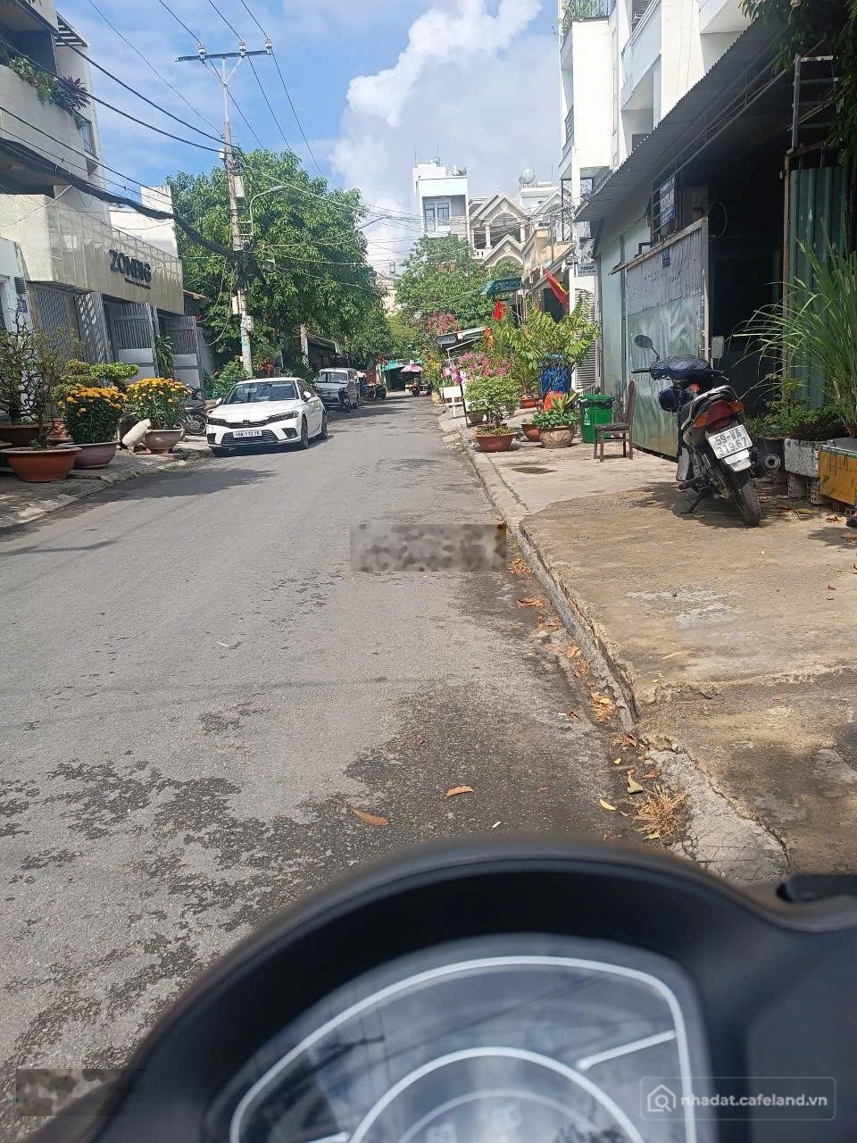 Bán nhà riêng: Đường 12m ngay chơ Nguyễn Sơn Phường Phú Thọ Hòa Dt 4mx19m cấp 4 