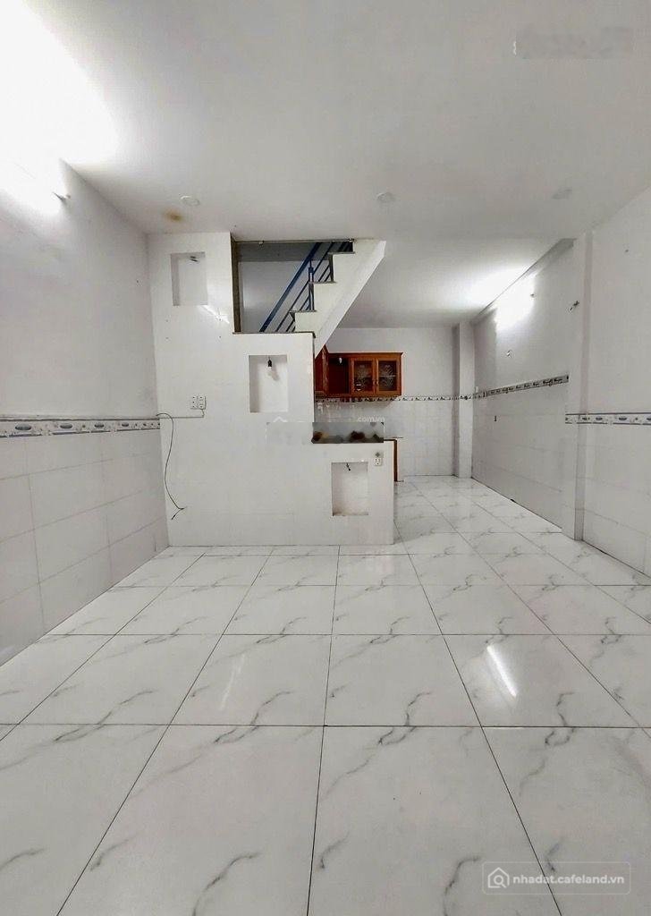 Bán nhà riêng: Mặt tiền ngay nguyễn sơn - trung tâm tân phú - 2 tầng 36m2 - nở h