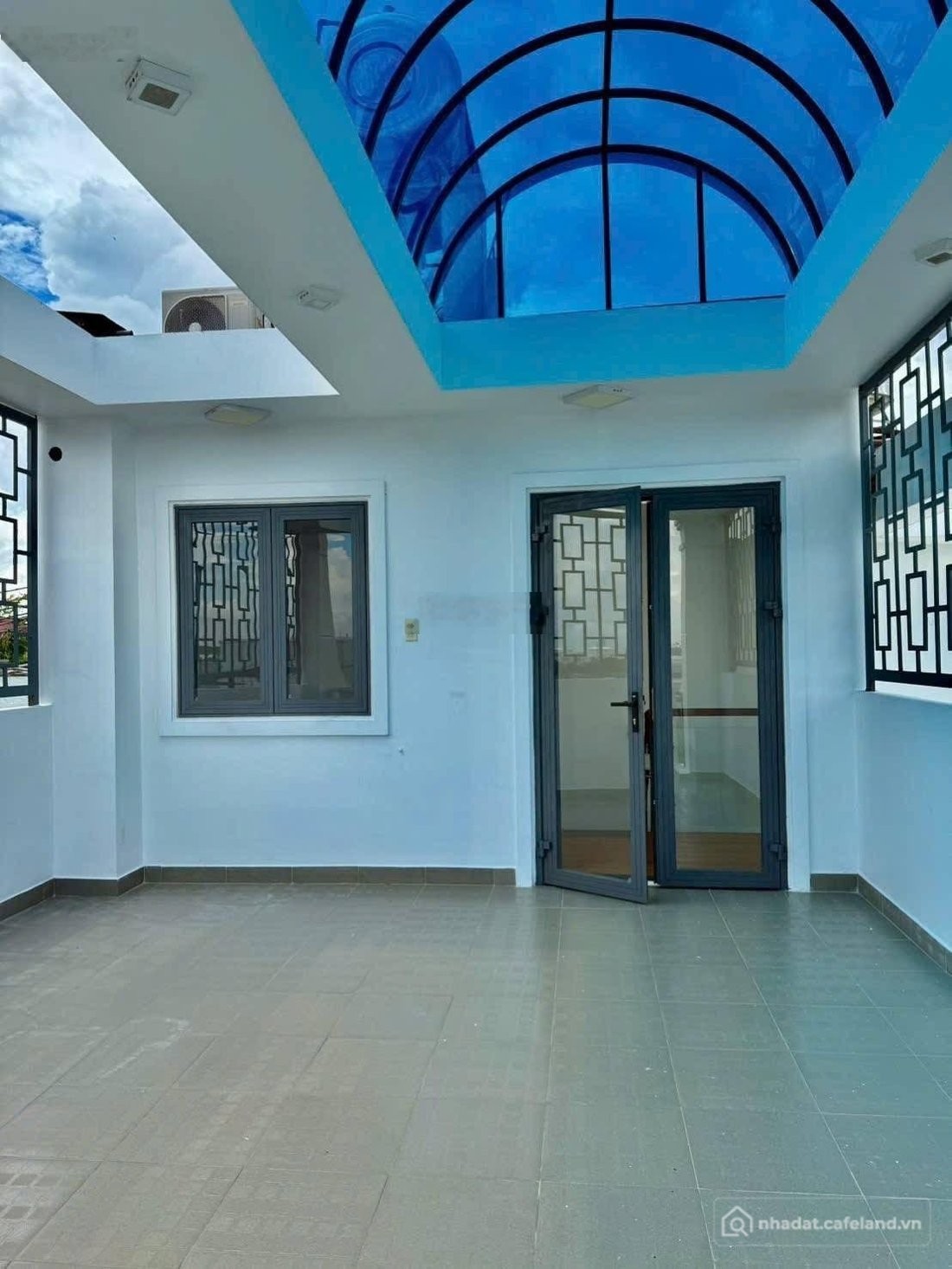 Bán nhà riêng: Nhà 3 tầng, sổ sẵn đường Phạm Ngọc Thạch - Q. 3 cần ra bán nhanh 