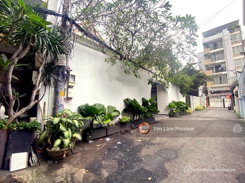 Bán biệt thự: Bán nhà khu biệt thự Cao Thắng Quận 3 13x18m, giá 58 tỷ, sổ hồng