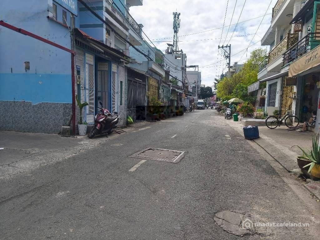 Bán nhà riêng: Nhà mới 2 tầng btct 1 sẹc lê văn quới hxh 66m cn đất ở đô thị 3pn