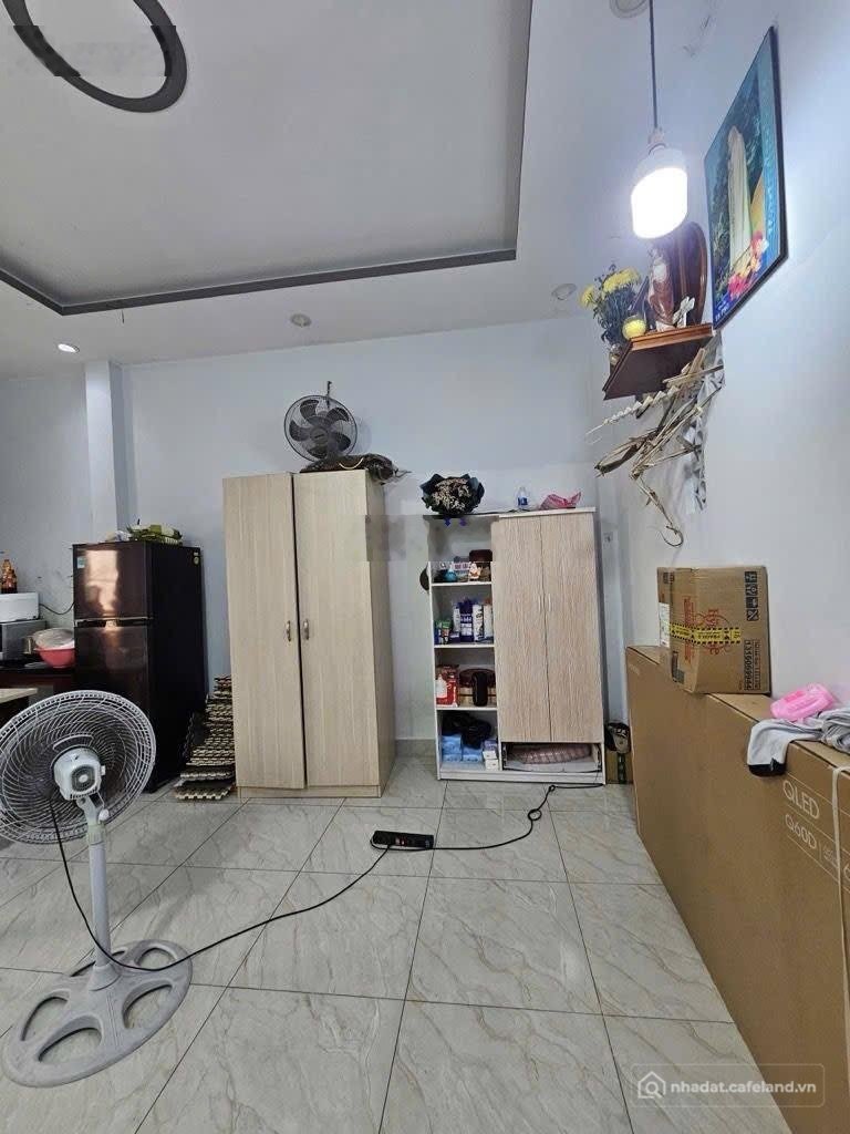Bán nhà riêng: Nhà mặt phố Đường Đông Hồ - 15 tỷ - 100m2 - 4 tầng ( 6PN, 6WC ) 