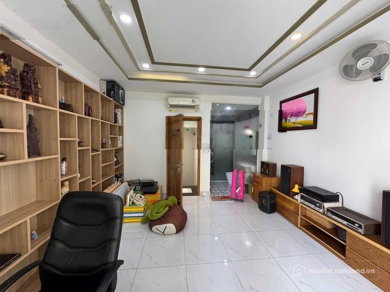 Bán nhà riêng: Bán gấp nhà 2MT Hiệp Nhất, Tân Bình gần BV Thống Nhất, khu hiếm c