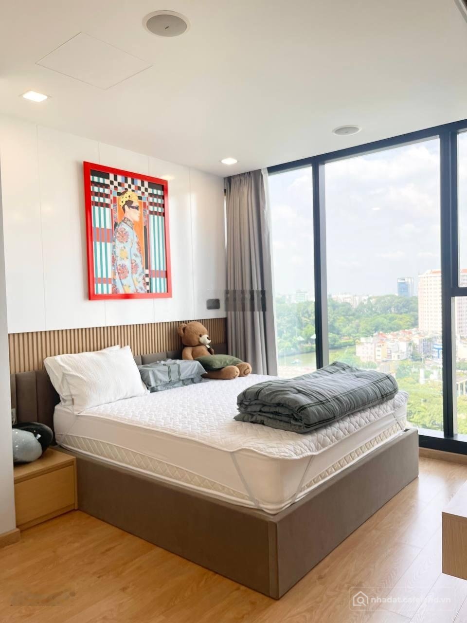 Bán căn hộ chung cư: Sẵn sổ bán gấp 5 căn hộ 3PN Vinhomes Golden River Quận 1