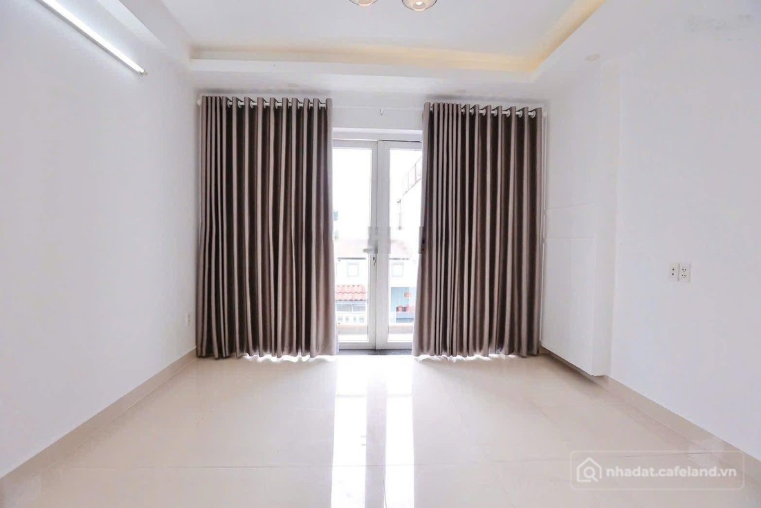 Bán nhà riêng: Hẻm nhựa 8m thông xe hơi Lũy Bán Bích DT: 4.2x21m CN 85m2 2 tầng 