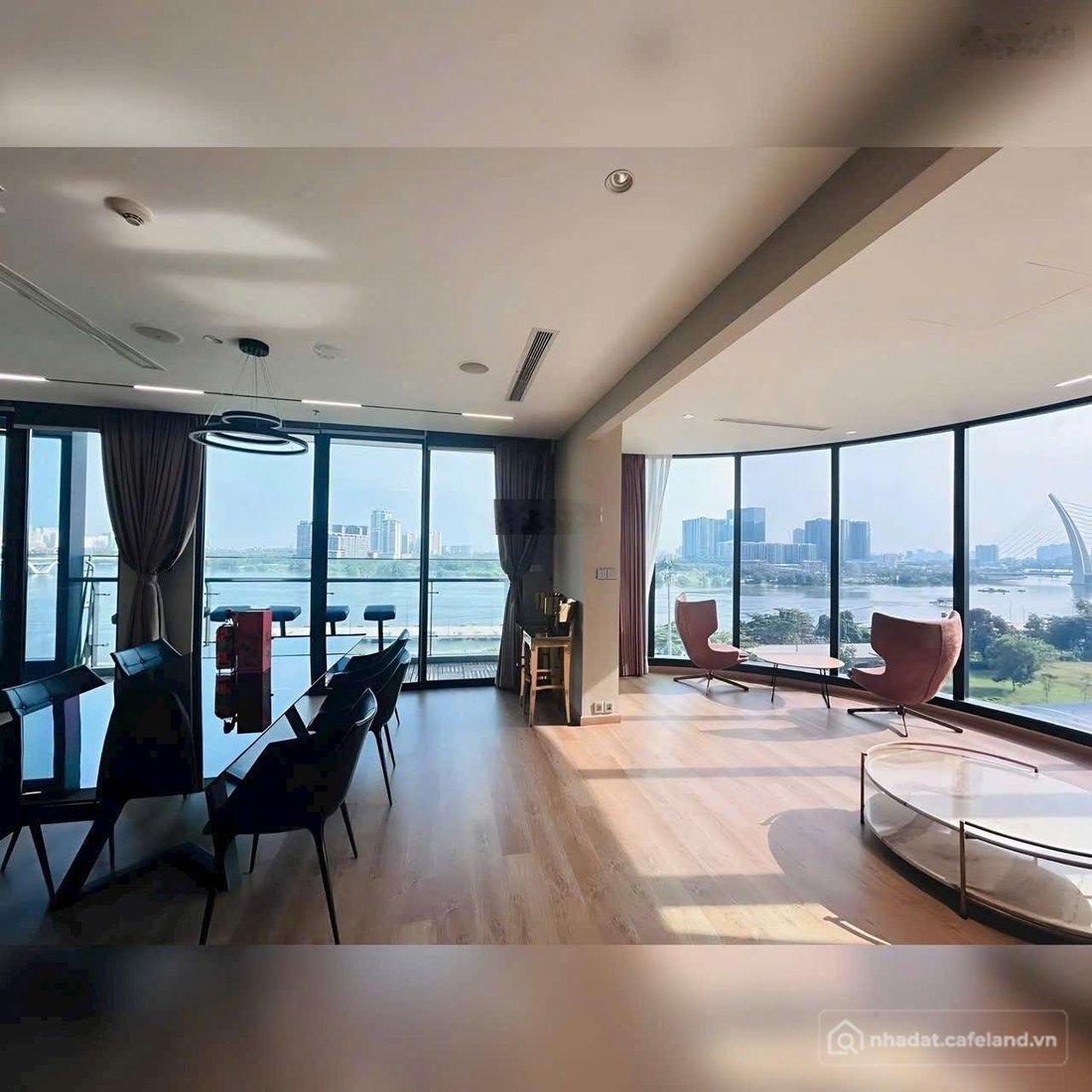 Bán căn hộ chung cư: Bán nhanh căn sổ hồng siêu rẻ sót lại Vinhomes Ba Son chính