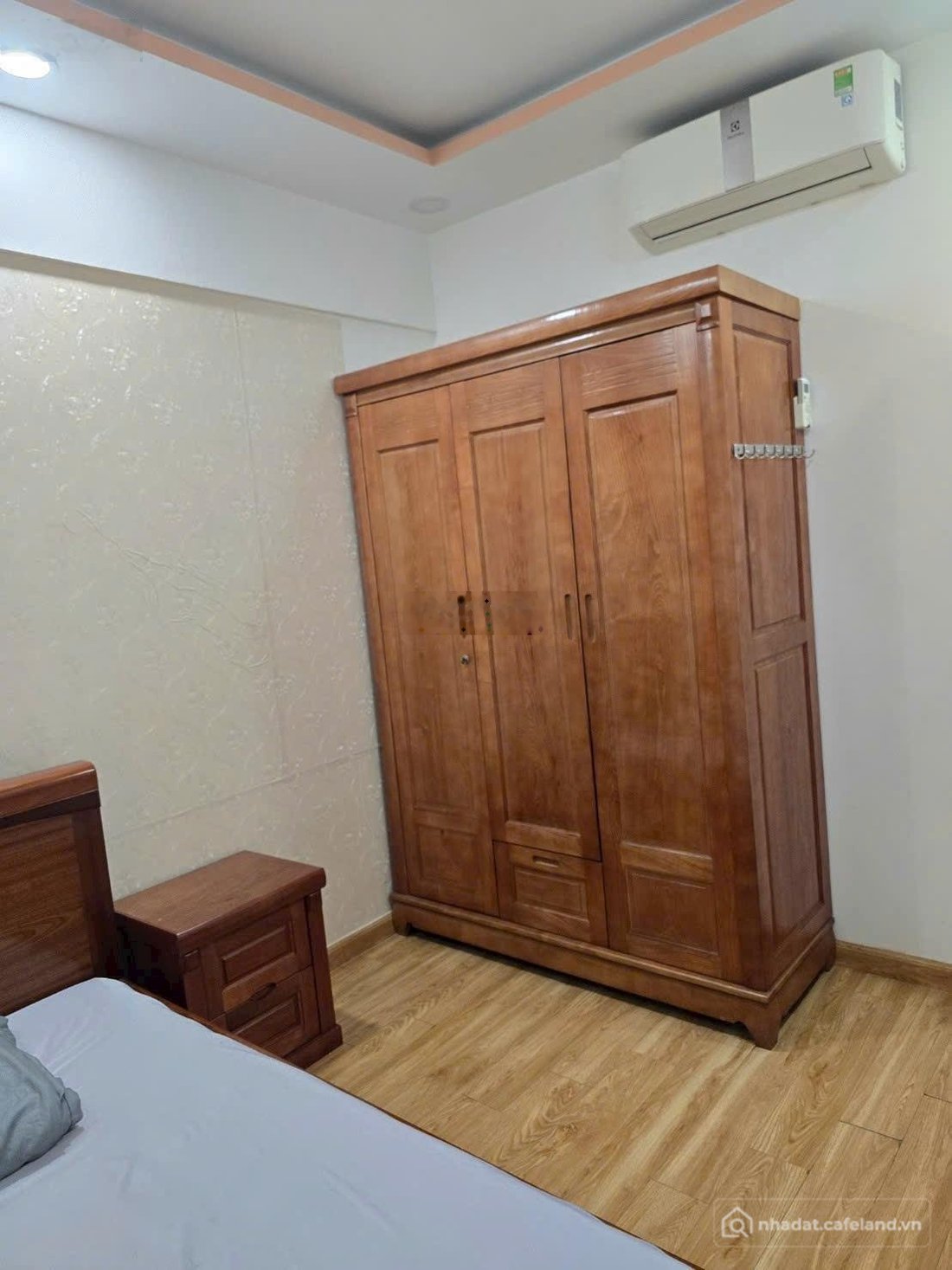 Bán căn hộ chung cư: Bán chung cư Summer Square quận 6 2 phòng ngủ có sổ hồng sẵ