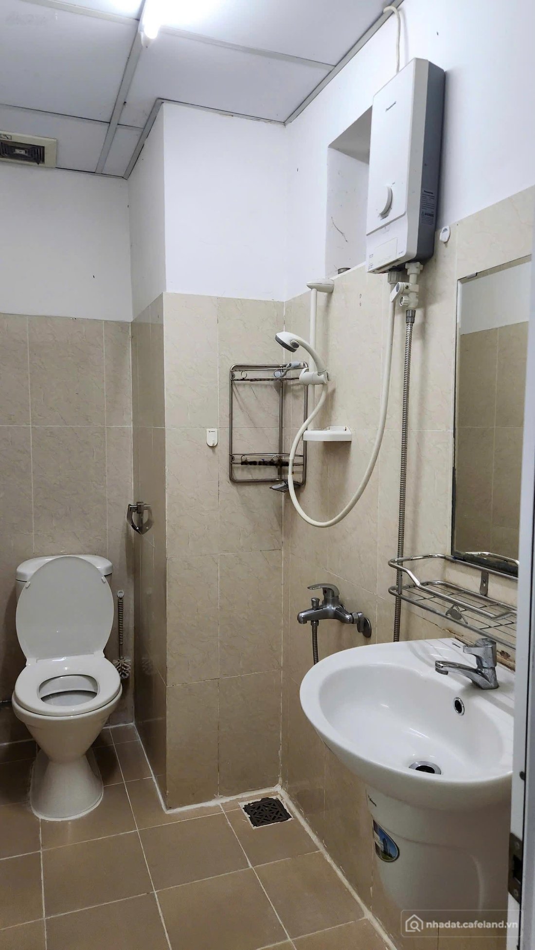 Bán căn hộ chung cư: Gia đình cần bán chung cư 8X Đầm Sen 45m2 có sổ hồng, 1 phò