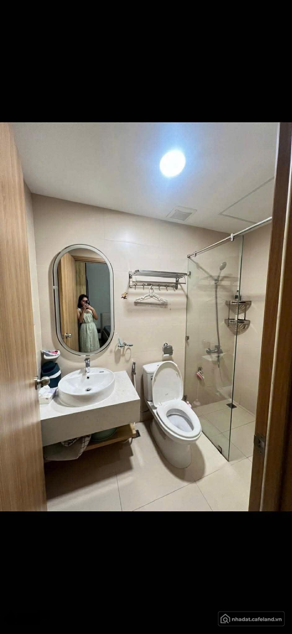 Bán căn hộ chung cư: Bán gấp CH 2PN 2WC, 77m2 tại Carillon 7, full nội thất 4,9 