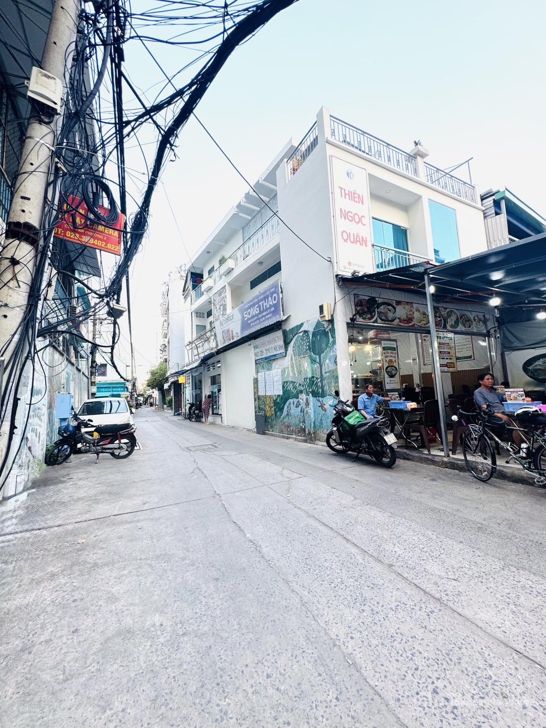 Bán nhà riêng: Siêu phẩm hẻm xe hơi khu dân cư cách CC Galaxy 9 chỉ vài chục mét