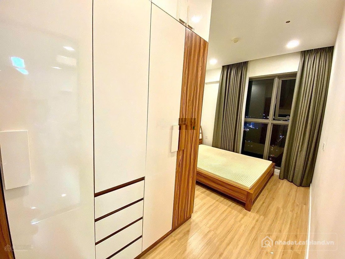 Bán căn hộ chung cư: Chủ gửi bán gấp căn hộ CH REMAX PLAZA, DT81m2 gồm 2PN2WC, G