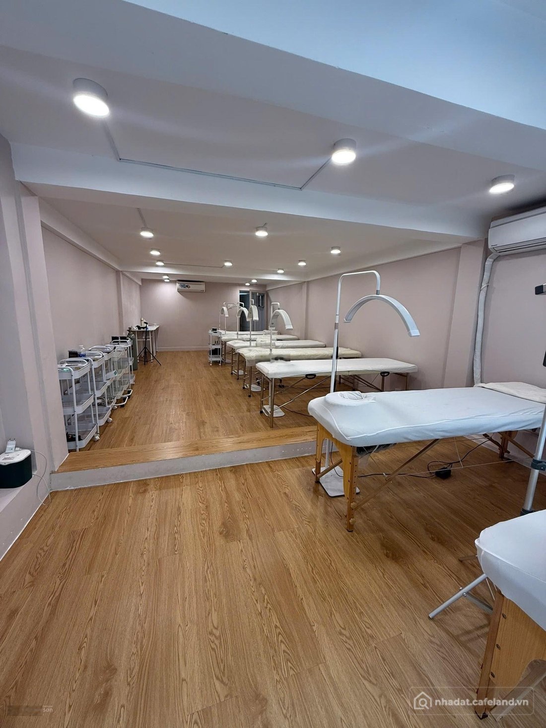 Bán nhà riêng: Bán nhà hẻm xe hơi khu vip Sư Vạn Hạnh, quận 10 - DT: 3,9 x 17m -