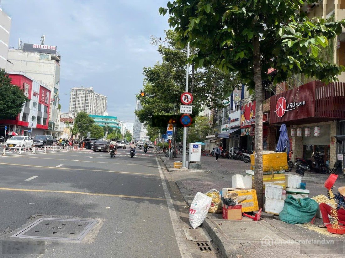 Bán nhà riêng: Bán gấp nhà MT An Dương Vương ngay chợ An Đông Quận 5 DT 8m x 18m