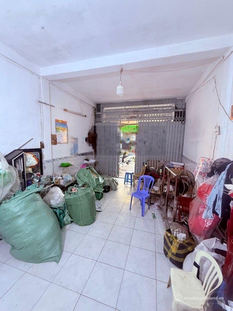 Bán nhà riêng: Bán gấp mtkd đường. công trường an đông. p9. q5. giá 11 tỷ