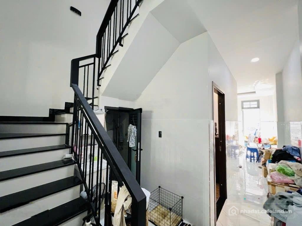 Bán nhà riêng: Bán gấp nhà hẻm 110 tô hiệu. phú thạnh. tân phú. giá 8.8 tỷ