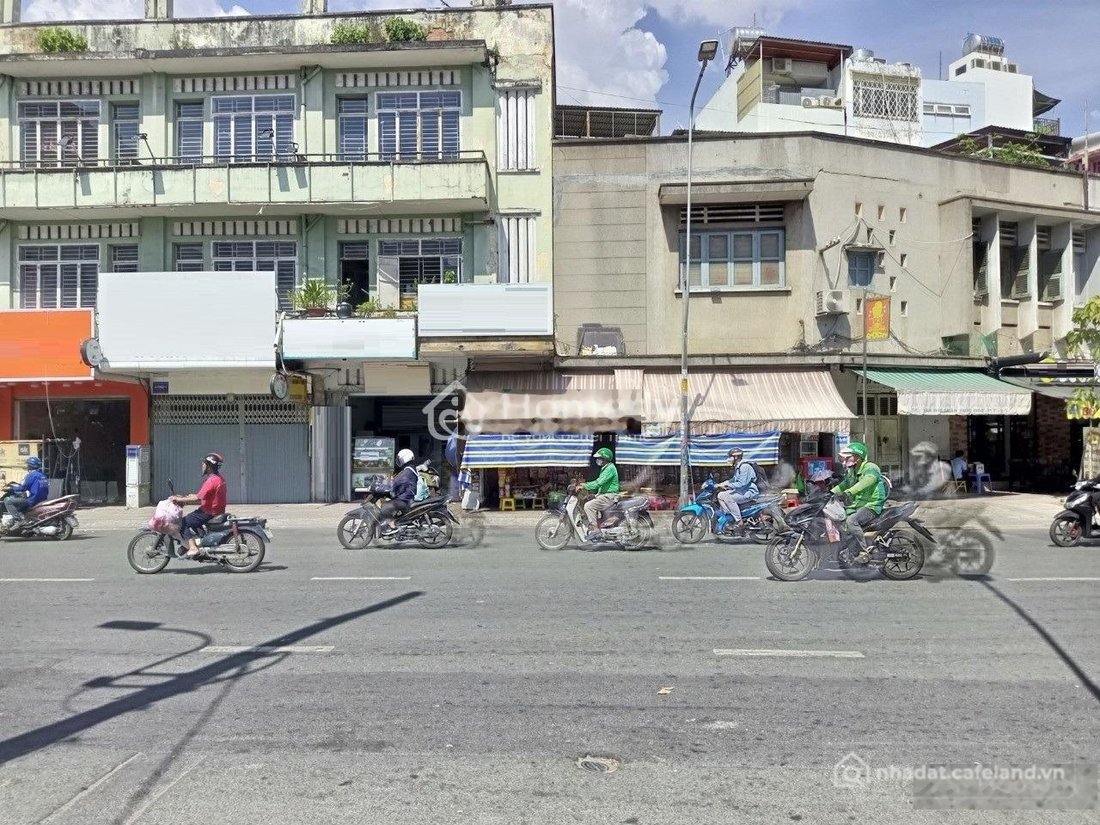 Bán nhà riêng: Chính chủ bán nhà mặt tiền trệt phường an đông q5