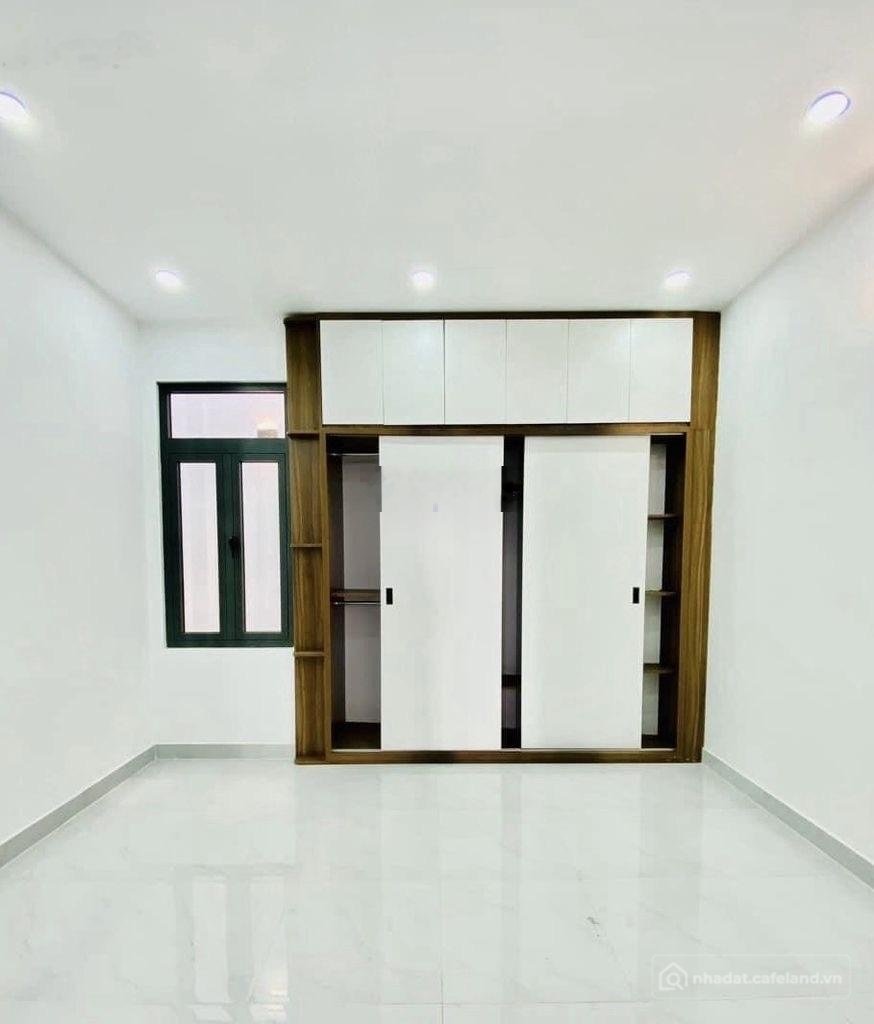 Bán nhà riêng: Căn hiếm 2 mặt tiền đường Hoà Bình, Quận 11. Giá 4 tỷ 570/ 4,5x15