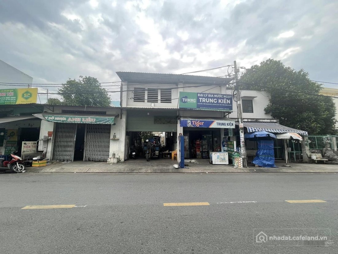 Bán nhà riêng: Bán nhà MT đường Lê Đình Cẩn, P. Tân Tạo, 8 x 40m, NH 13m, 1 lửng