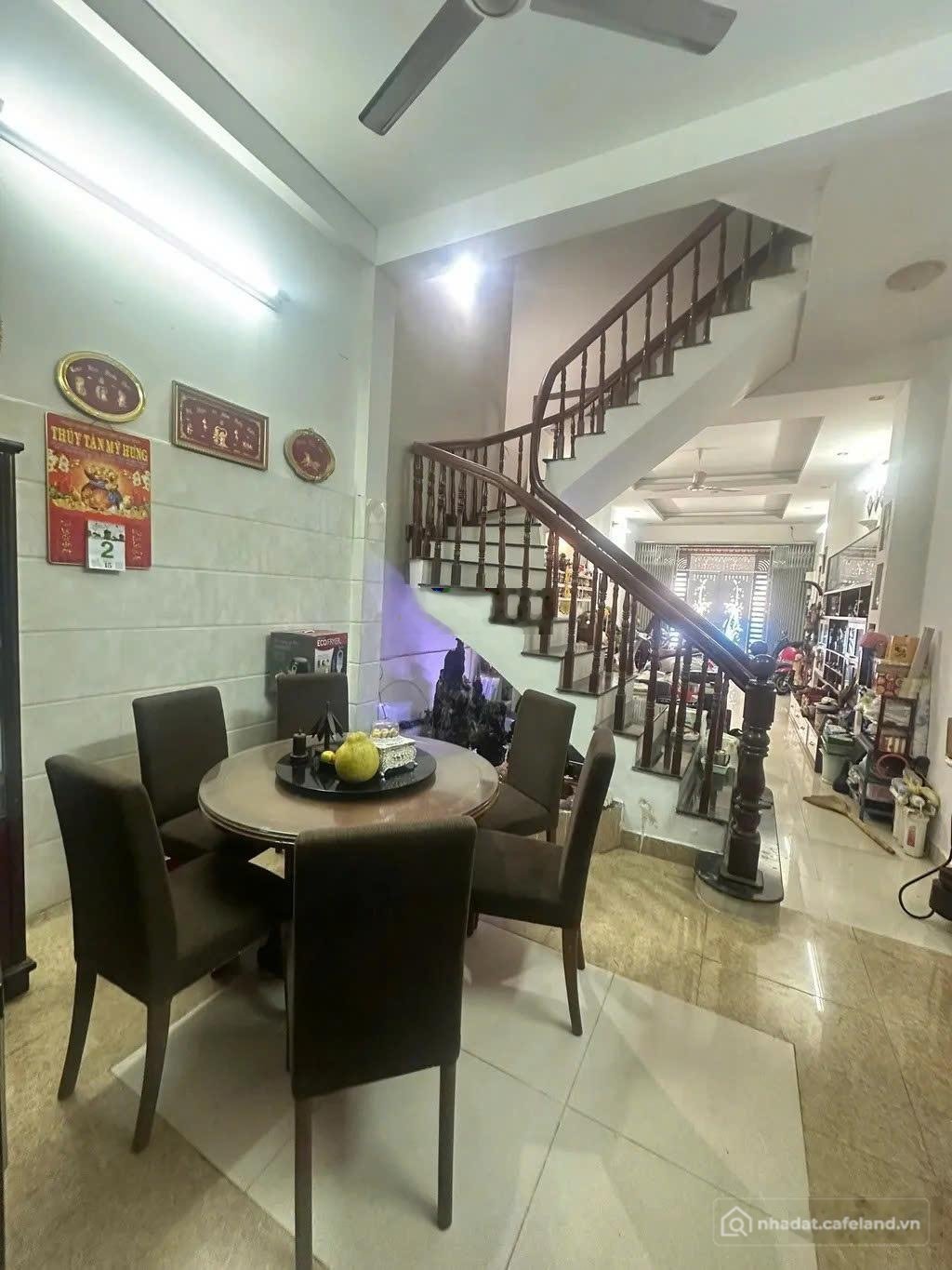 Bán nhà riêng: 15 Tỷ 2 Quận 6 Mặt tiền Đường số 9 KDC Bình Phú 4 x 20 2Lầu ST