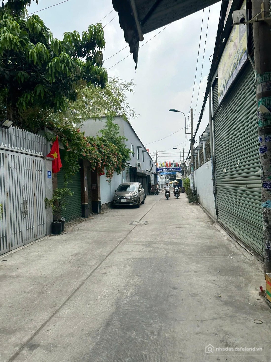 Bán nhà riêng: Căn hộ dịch vụ hẻm thông một sẹc 8m đường Tên Lửa, 8x16m, 1 trệt 