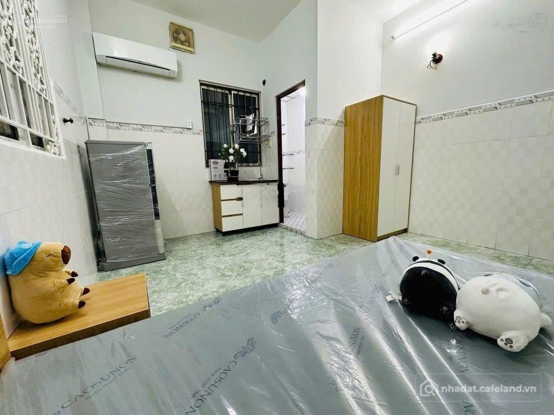 Bán nhà riêng: Bán nhà đẹp đường Số 3, P. Bình Phú (4x20m) 5 tầng. Gần sát bệnh 