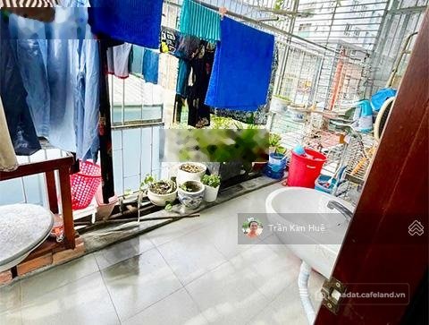 Bán nhà riêng: Nhà 2 tầng, gần khu him lam, quận 7, chỉ 3.5 tỷ (tl)