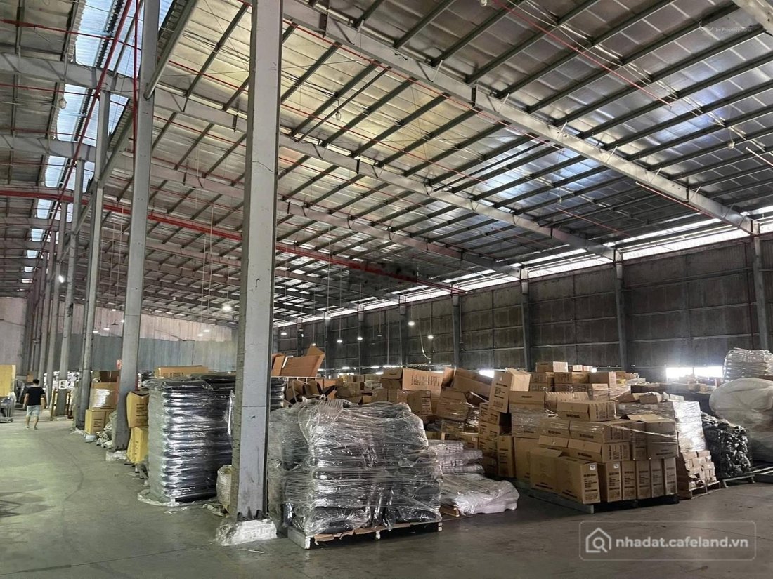 Bán kho, nhà xưởng: Cần Bán Nhà Xưởng Trong Khu Công Nghiệp Nhơn Trạch , Đồng Na