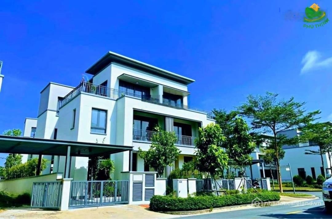 Bán biệt thự: Bán biệt thự song lập view đẹp tại Khu đô thị Swan Park, 9 tỷ sở h