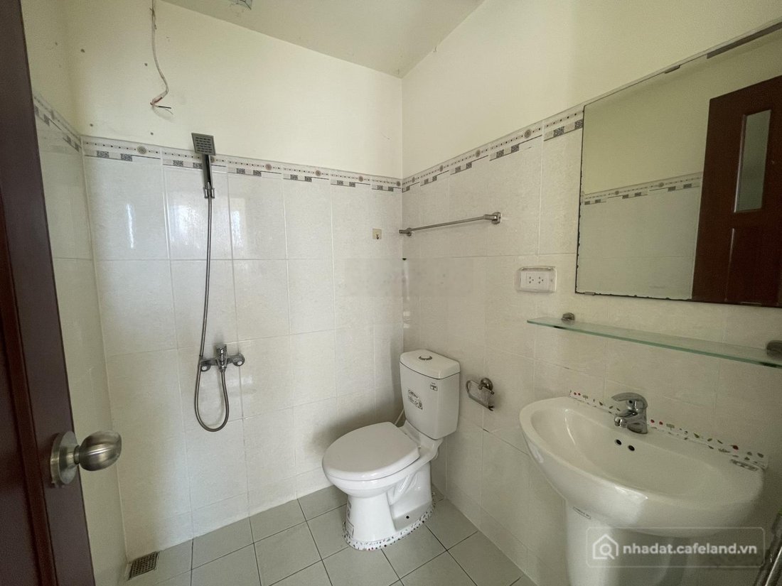 Bán căn hộ chung cư: Chỉ với 1,95 tỷ có ngay CH 57m2 2PN2WC tầng trung tại Visio