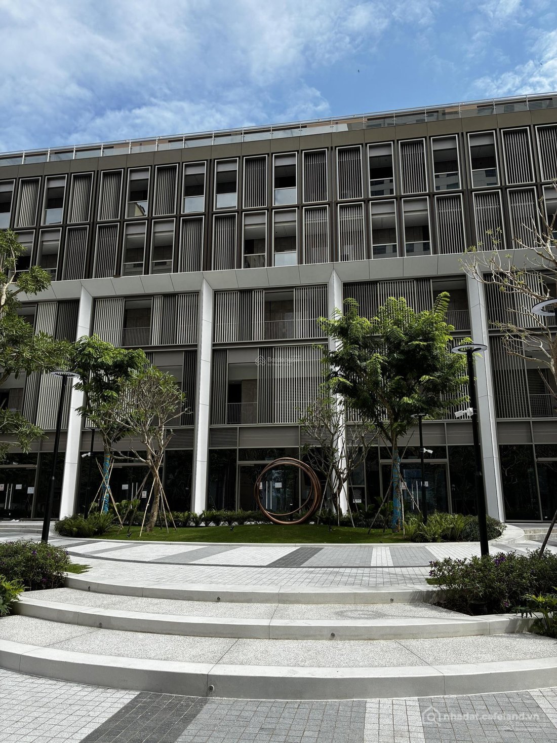 Bán nhà phố dự án: Bán shophouse 435m2, 95 tỷ tại Phú Mỹ Hưng L'Arcade, Tân Trào