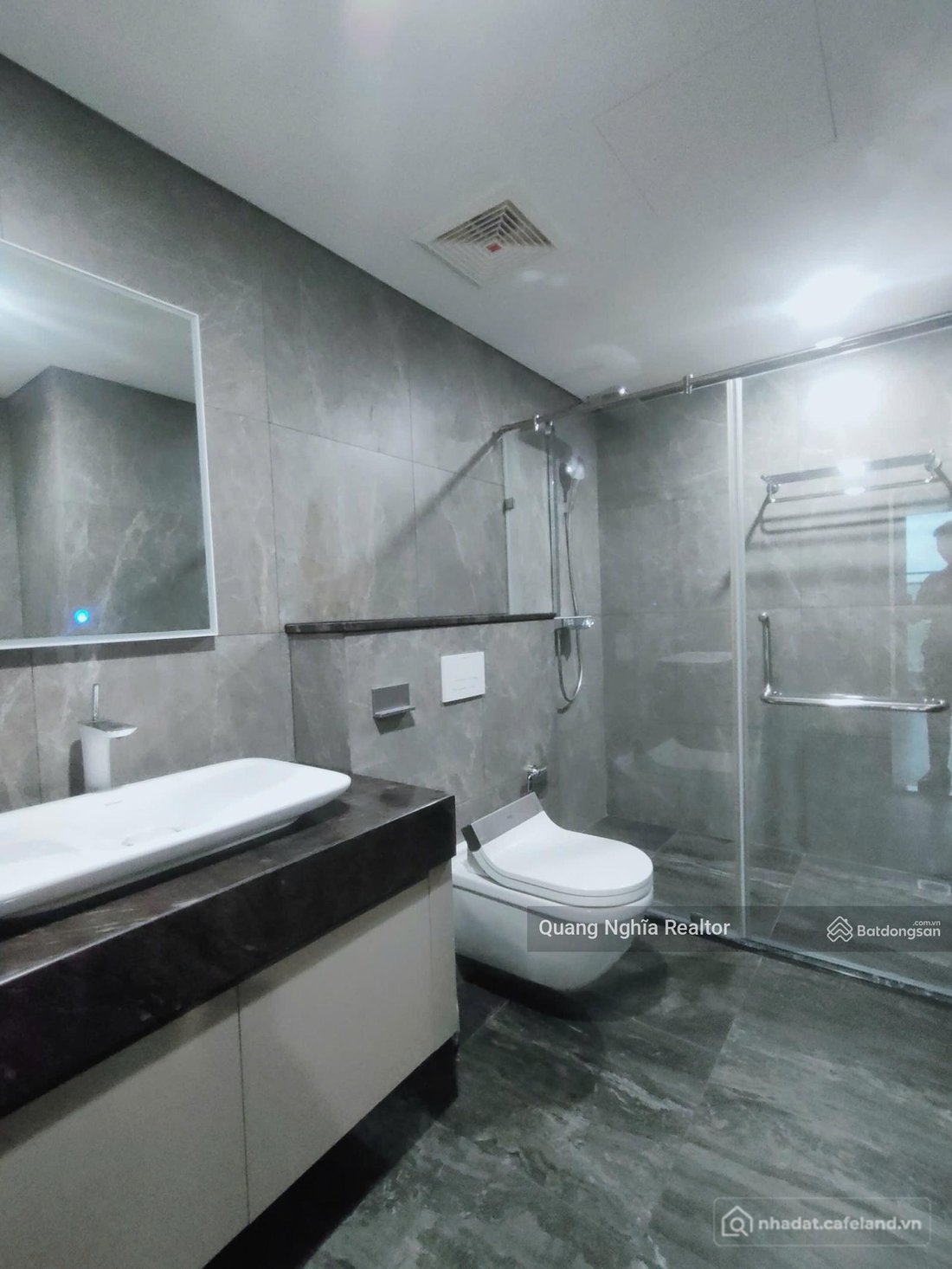 Bán căn hộ chung cư: Bán gấp Sunshine Diamond River 2PN diện tích 110m2 nhà rộng