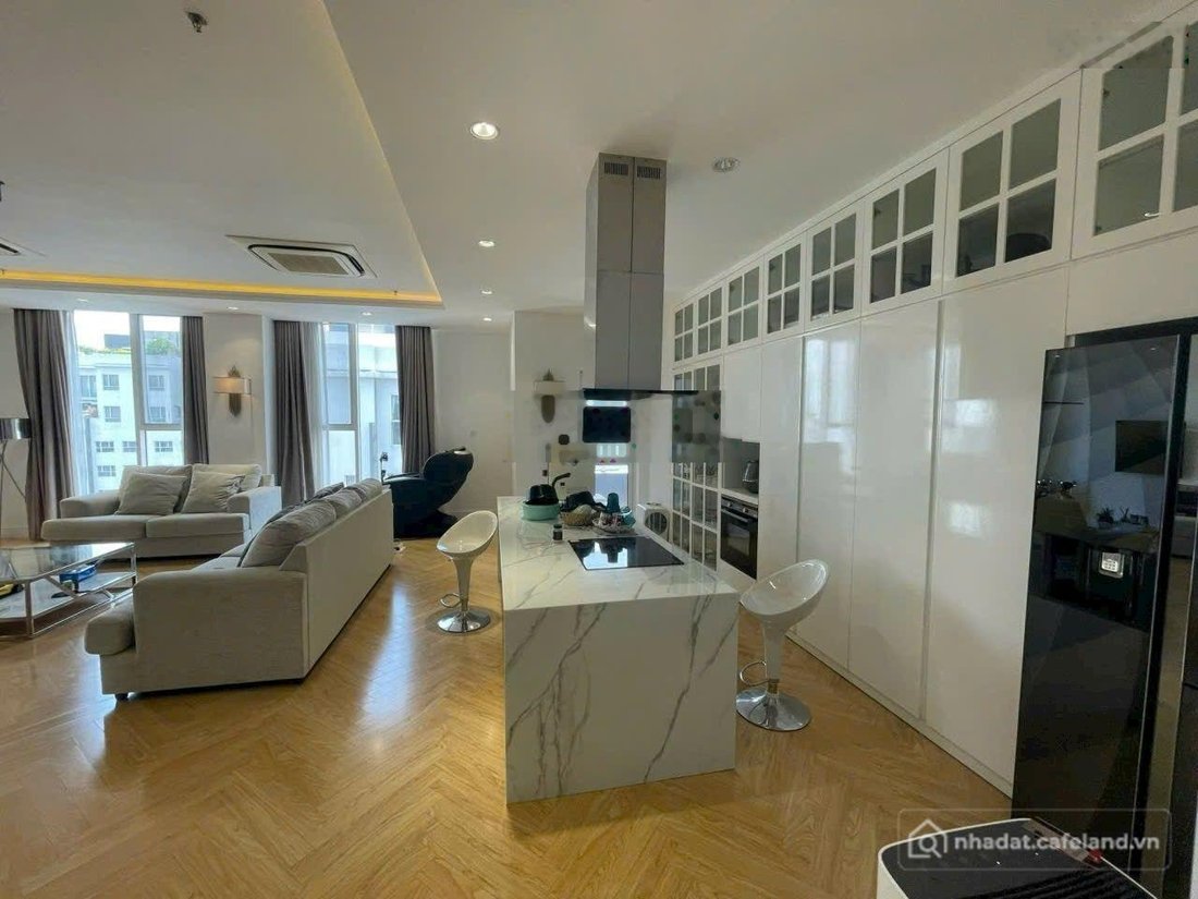Bán căn hộ chung cư: Bán Penthouse Sunrise City, giá tốt nhất thị trường. DT 284