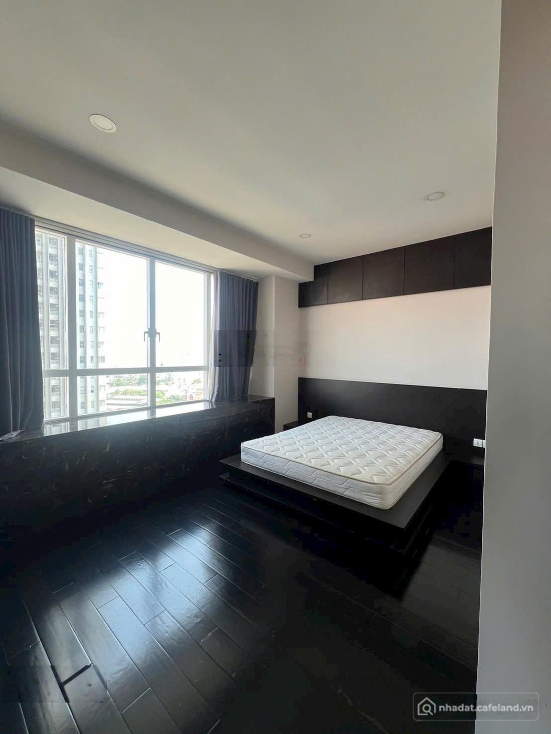 Bán căn hộ chung cư: Bán căn hộ Sunrise City 2PN, 2WC giá 8,2 tỷ, 0908245222