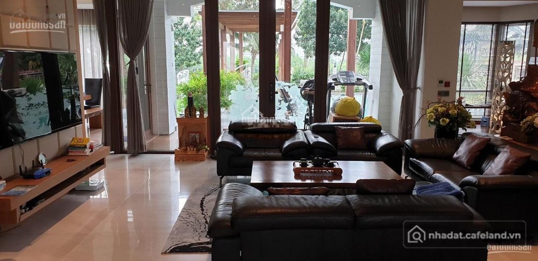 Bán biệt thự: Bán nhanh biệt thự thượng lưu Chateau Phú Mỹ Hưng Quận 7 giá cực n
