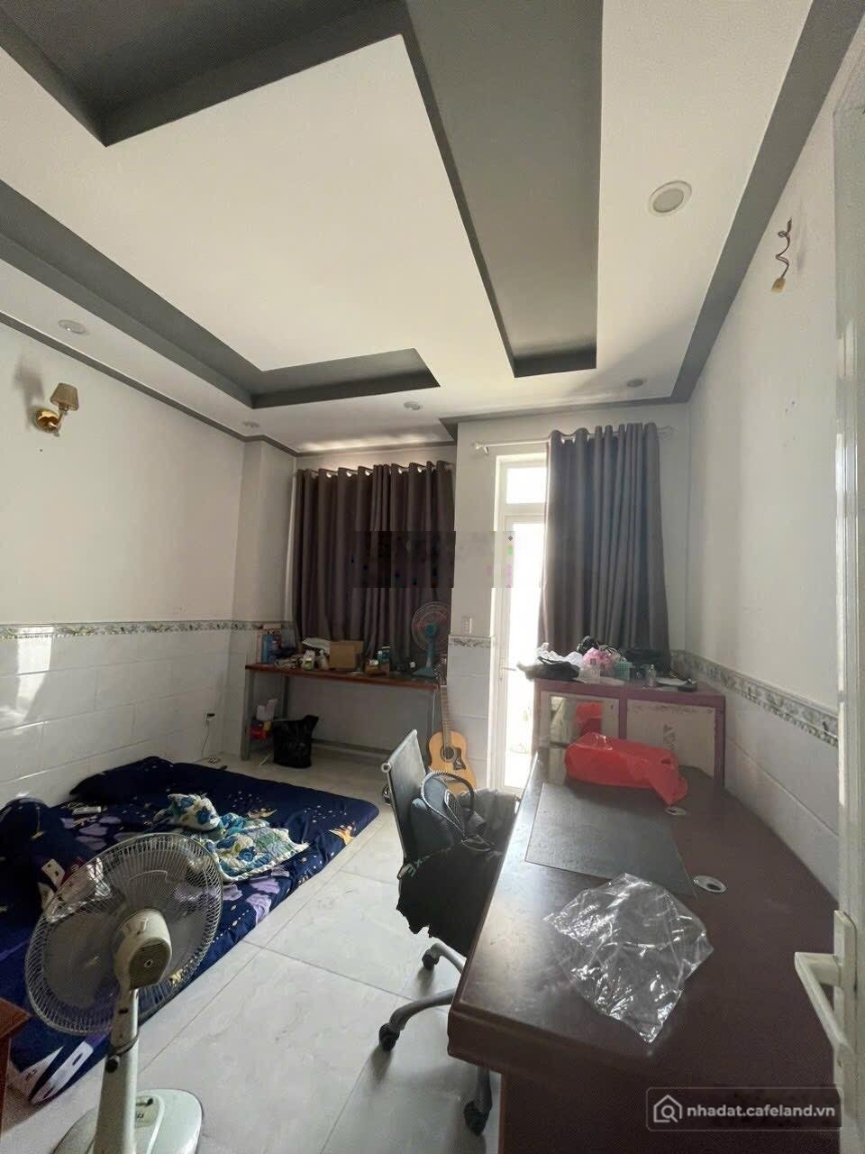 Bán nhà riêng: Mặt tiền Tạ Quang Bửu P4 Q8 - Gần nhà thờ Nam Hải - Tiện Kinh Doa