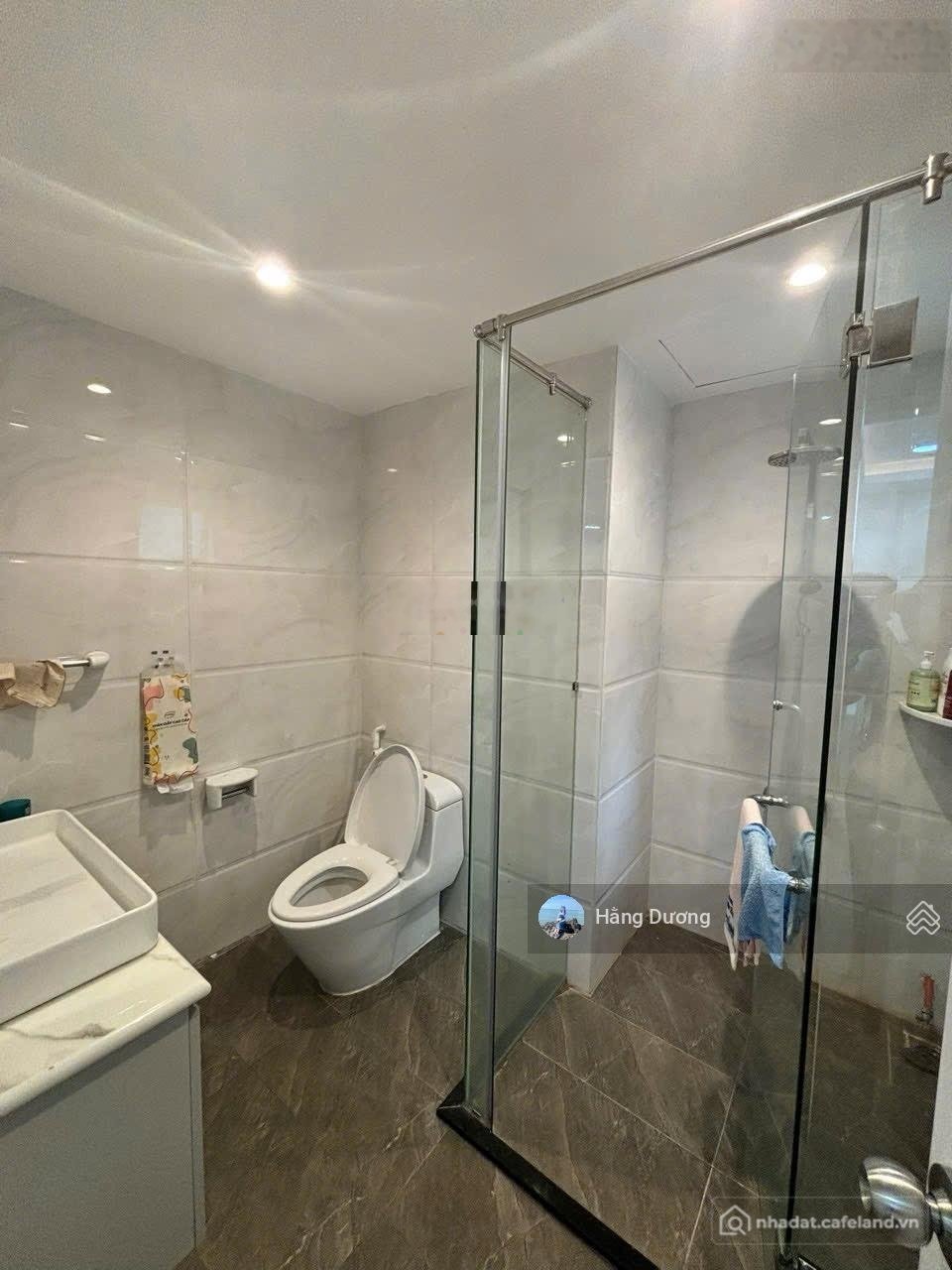 Bán căn hộ chung cư: CC Giai Việt cần bán gấp - 2PN 115m2 giá từ 5. xtỷ - view h