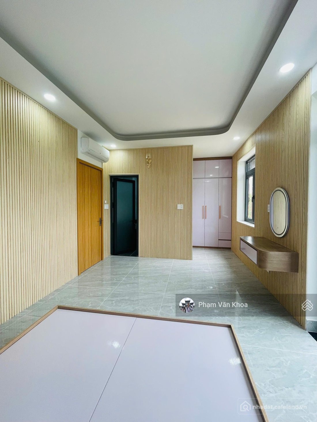 Bán nhà riêng: Bán nhà KDC bán đảo Gia Long Riverside Phước Kiển, 5 tầng, thang 