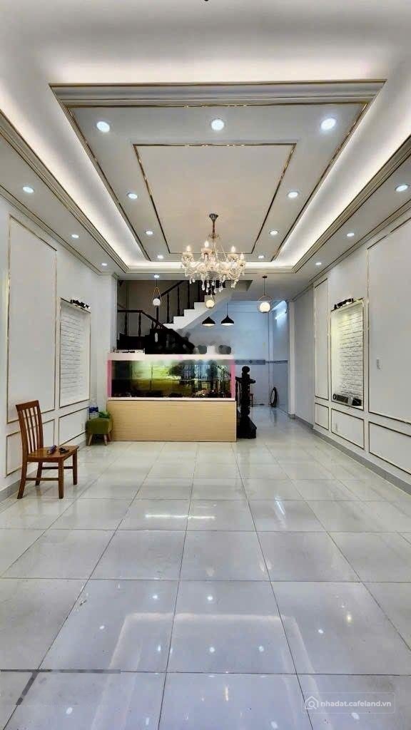 Bán nhà riêng: Khu vip gần La Casa q7 - Ngang 5m xe hơi ngủ trong nhà - giá 9.5 