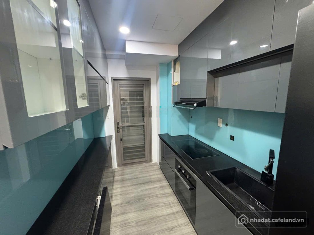 Bán căn hộ chung cư: Bán căn hộ tại Saigon South Residences view đẹp, nhà mới gi