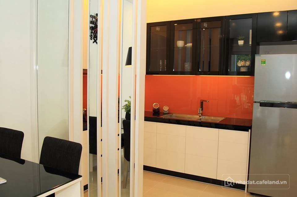Bán căn hộ chung cư: Bán căn hộ 2PN 2WC tại Sunrise Riverside, 4,9 tỷ VND, 72m2,