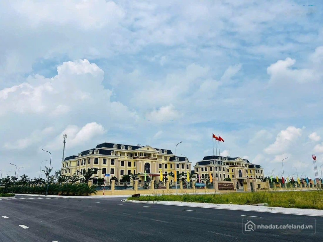Bán đất thổ cư: Bán đất nền khu đô thị agora city vị trí đẹp, giá tốt
