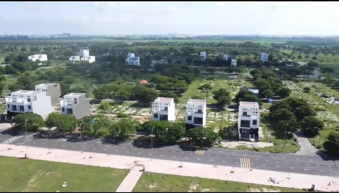 Bán đất thổ cư: Chính chủ cần bán lô đất dự án Sunflower City Nhơn Trạch DT: 147