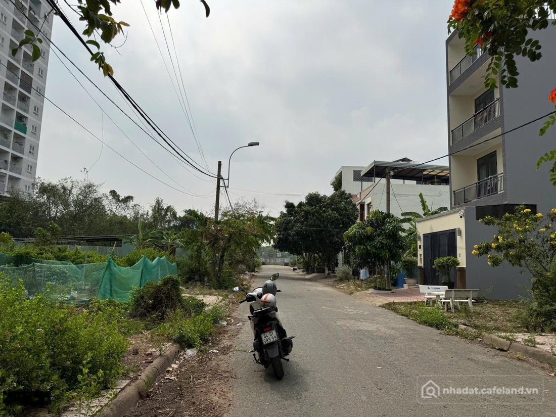 Bán đất thổ cư: Cần bán lô A7 đất nhà phố KDC Cotec Phú Xuân, Nhà Bè, DT 5x26m, 