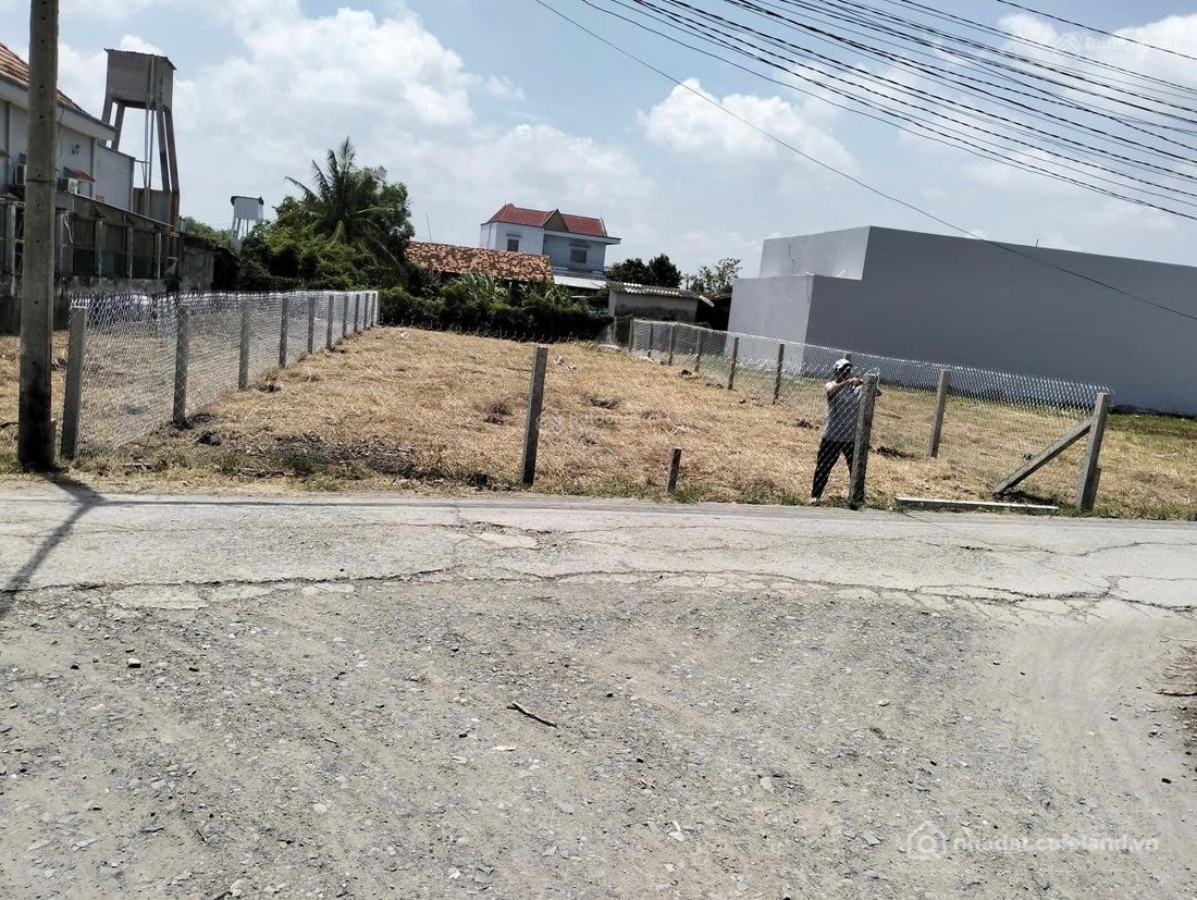 Bán đất thổ cư: Chính chủ cần bán 174m2 Đất thổ shr 1t3 Cần Giuộc Long An cũ