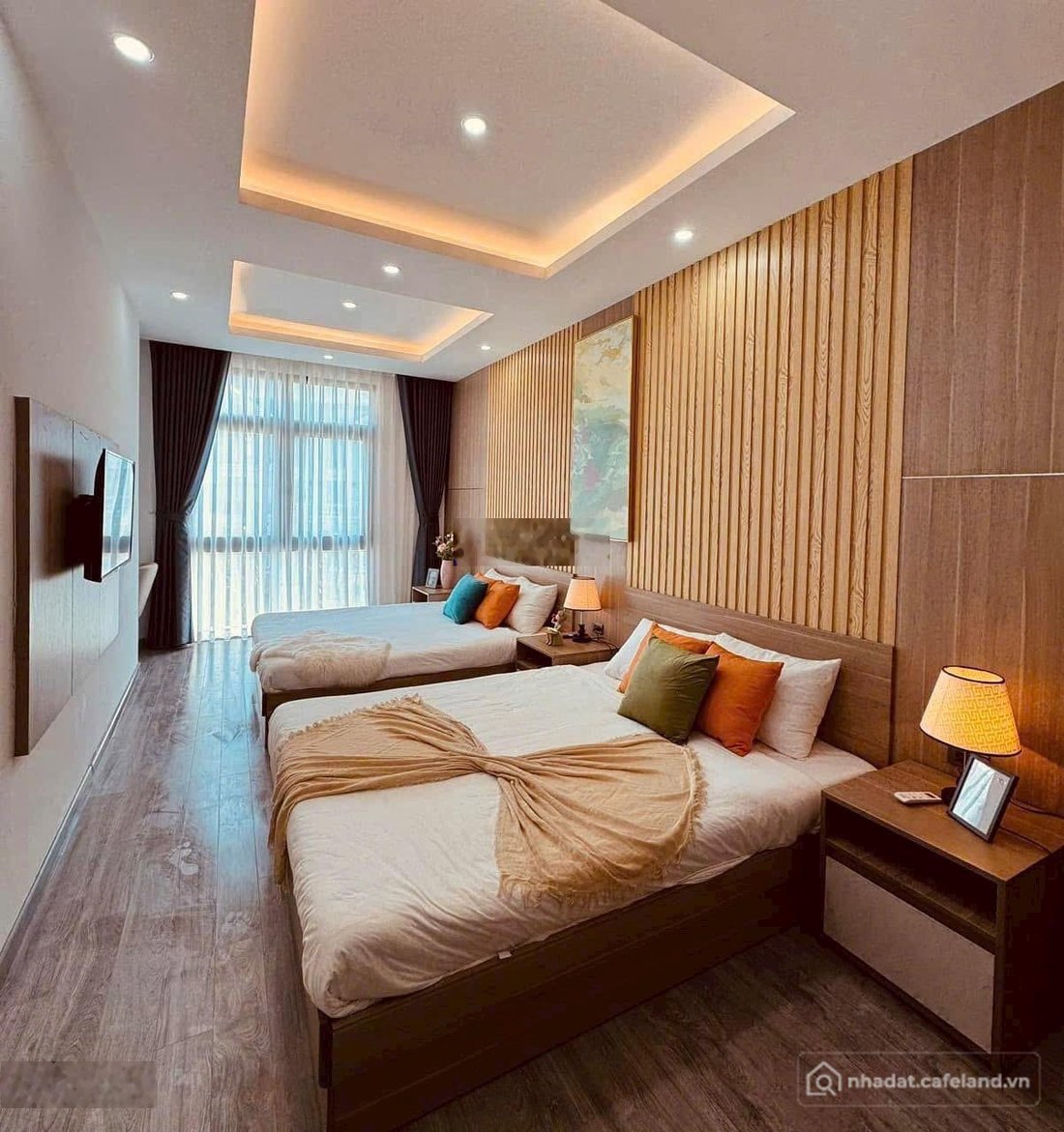 Bán nhà phố dự án: Bán căn Shophouse Grand World Phú Quốc sát bờ biển, 1T3L giá 