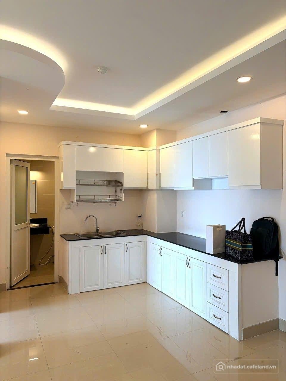 Bán căn hộ chung cư: Bán chung cư Ruby Tower 1PN 53m2 vuông vức ngay trung tâm T